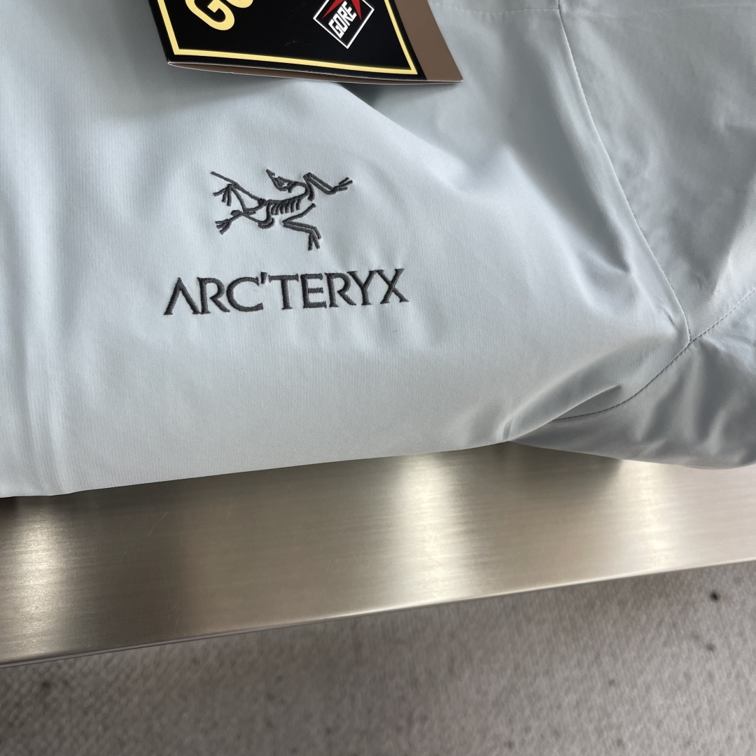 -🐦 鸟家 王炸款三合一冲锋衣羽绒服了来了！一衣三穿！内胆带logo轻薄户外级羽绒服！外层是天花板级别鸟