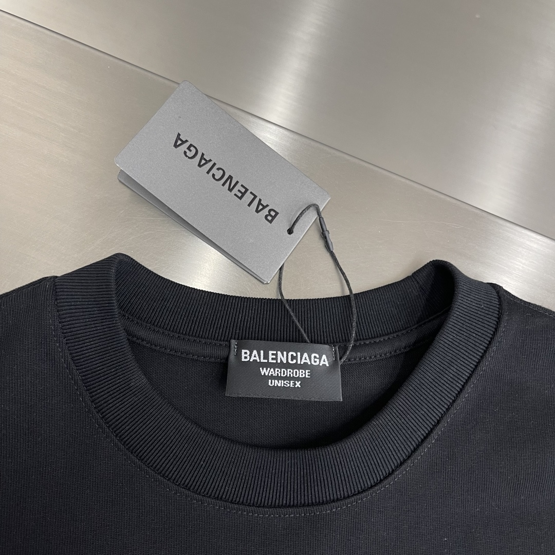 -Balenciag 锁扣‼️短袖T恤®经典双B印花短袖T恤，390克高克重双股双纱纯棉面料 此面料厚实