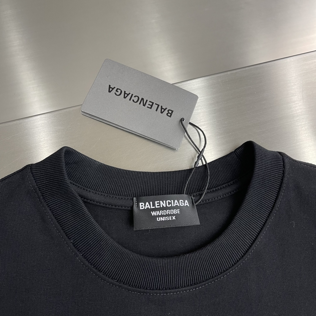 -Balenciag M字母印花‼️短袖T恤®采用超级高成本的390克高克重双股双纱纯棉面料 此面料厚实
