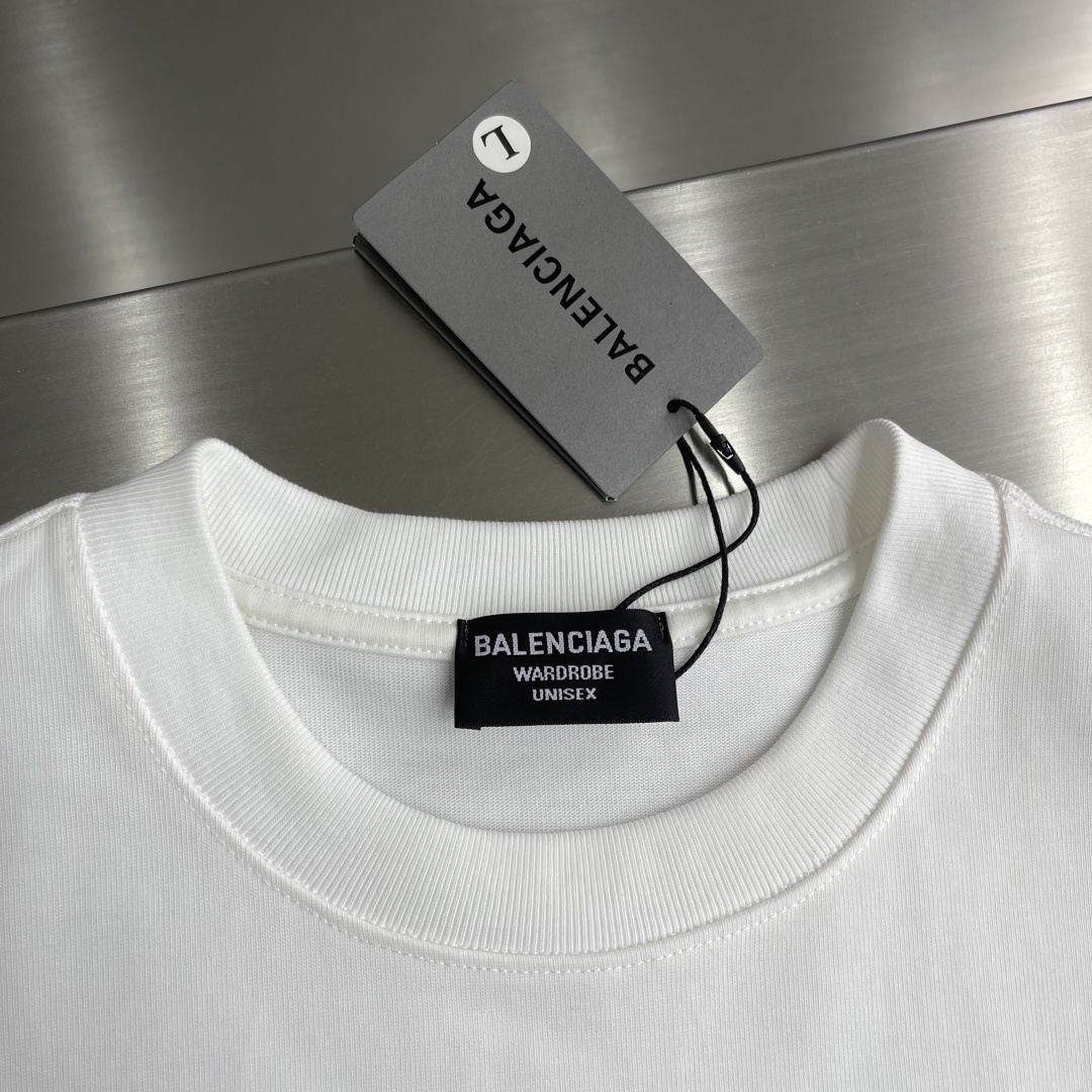 -Balenciag M字母印花‼️短袖T恤®采用超级高成本的390克高克重双股双纱纯棉面料 此面料厚实