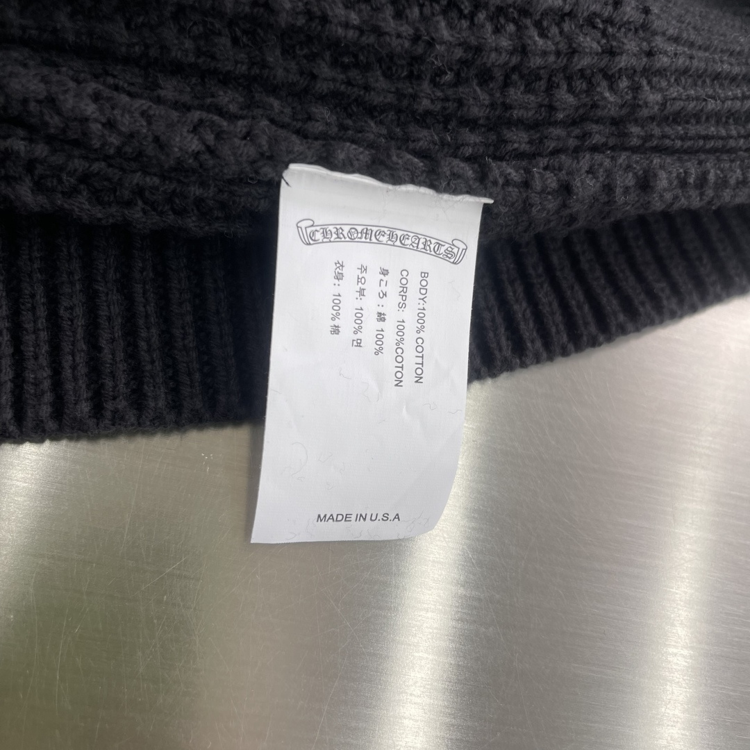 -CH 克罗心 羊绒华夫格毛衣大身面料采用定织定染羊绒与桑蚕丝混纺纱线整件衣服耗时近200分钟衣服手袖两