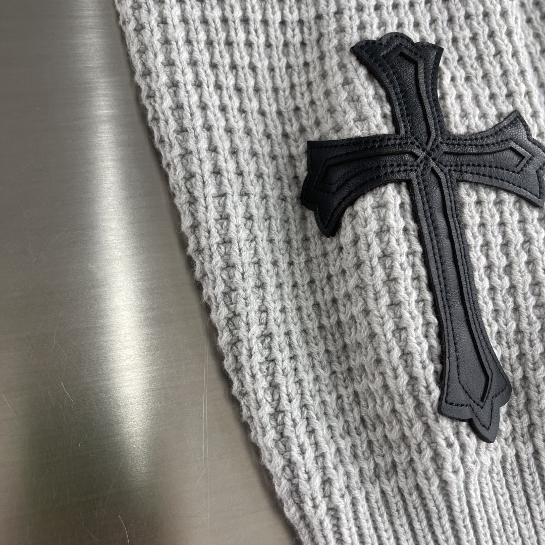 -CH 克罗心 羊绒华夫格毛衣大身面料采用定织定染羊绒与桑蚕丝混纺纱线整件衣服耗时近200分钟衣服手袖两