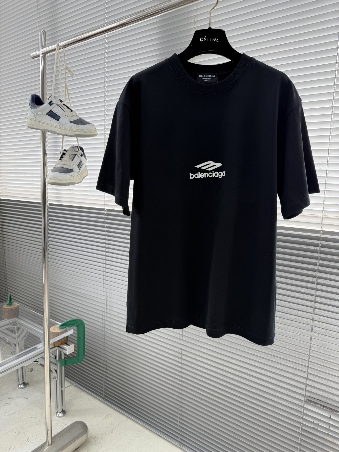 -Balenciag M字母印花‼️短袖T恤®采用超级高成本的390克高克重双股双纱纯棉面料 此面料厚实