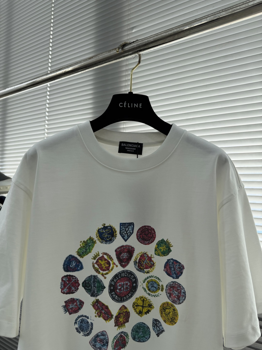 -Balenciag 梵文标识‼️短袖T恤®采用超级高成本的390克高克重双股双纱纯棉面料 此面料厚实挺