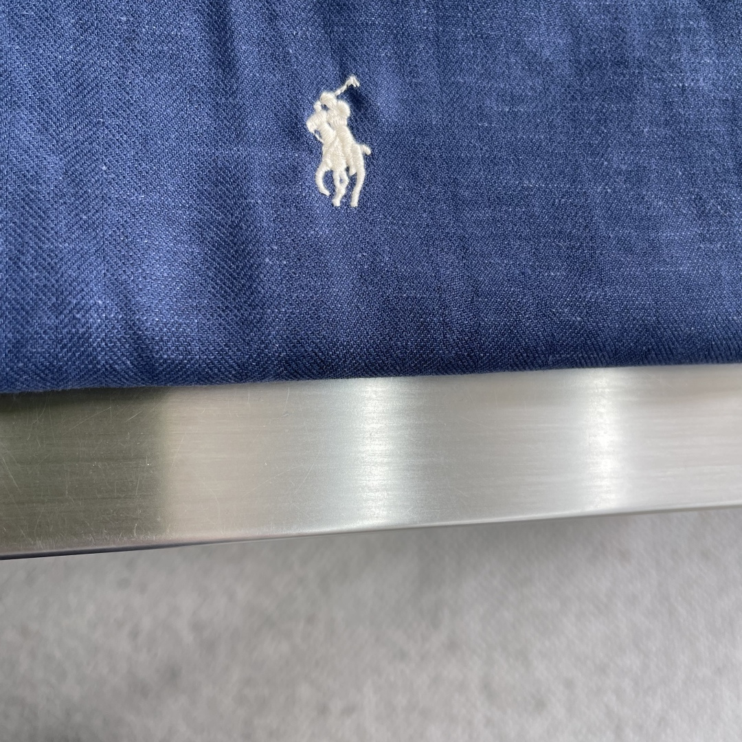 -RAlPh Lauren 标识刺绣俩面穿夹克定制哑光云纹塔夫绸 以及斜纹提花织锦 轻盈坚韧 垂感爽滑 