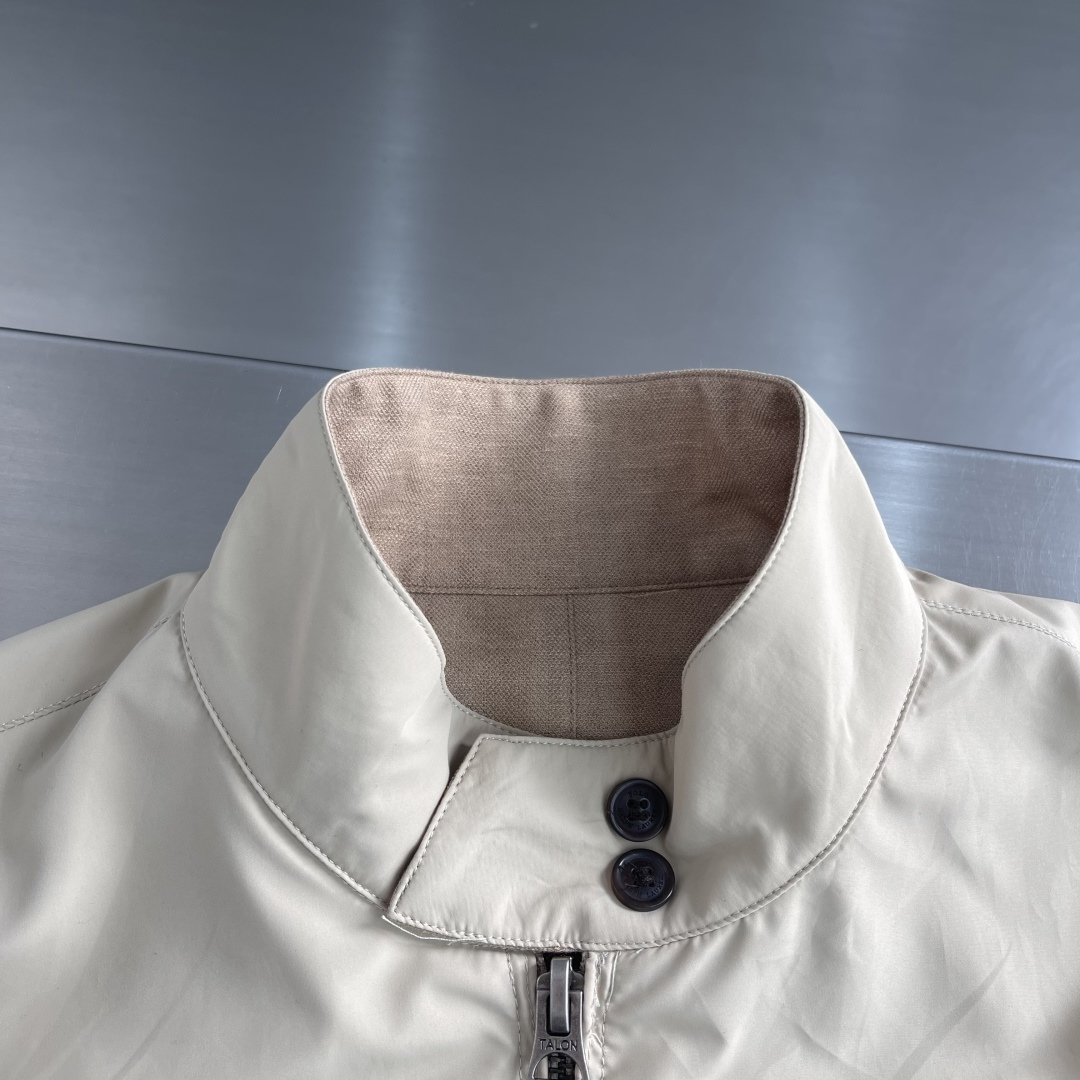 -RAlPh Lauren 标识刺绣俩面穿夹克定制哑光云纹塔夫绸 以及斜纹提花织锦 轻盈坚韧 垂感爽滑 