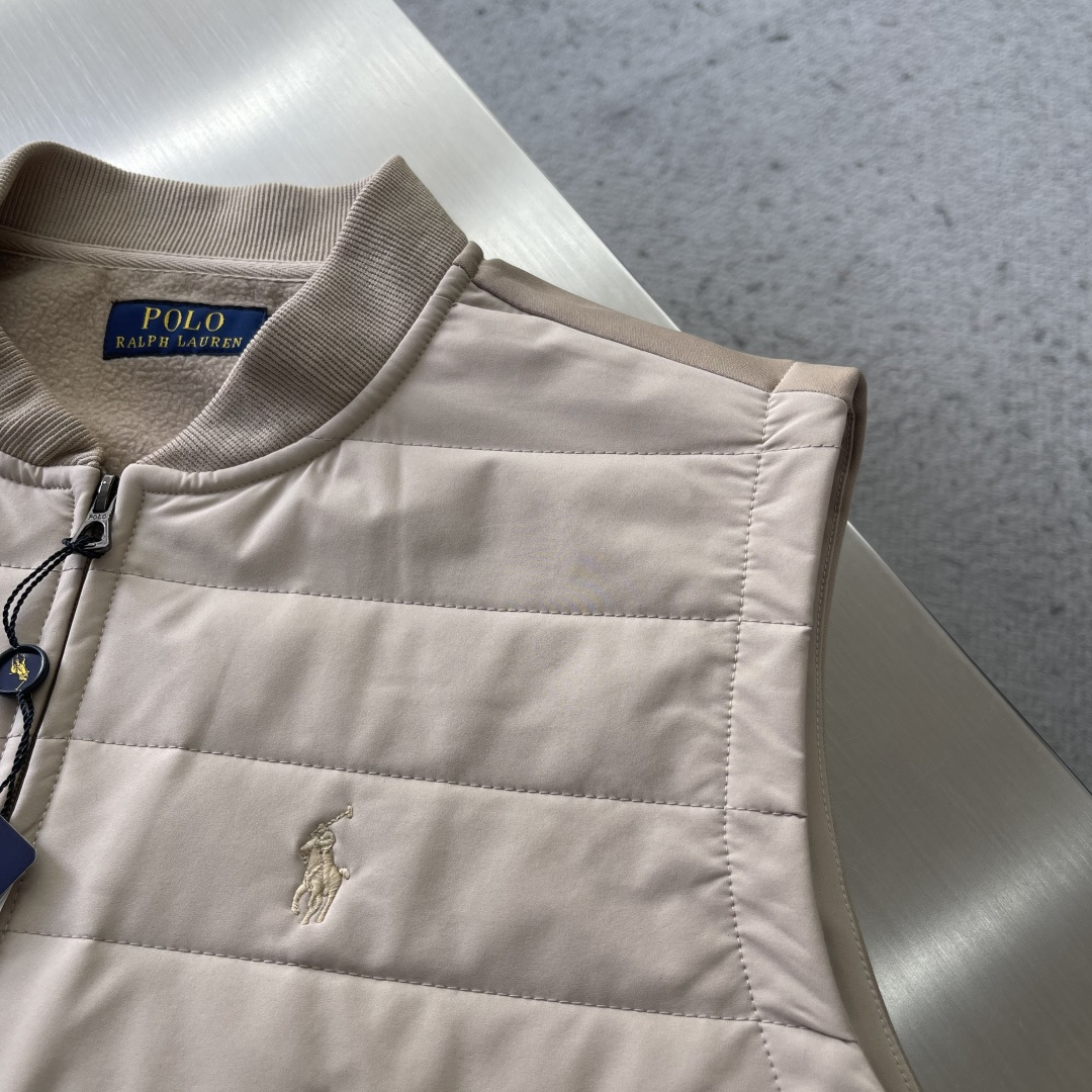 -Polo RAlPh Lauren 内里抓绒马甲​​，这款Polo RAlPh Lauren马甲，轻薄