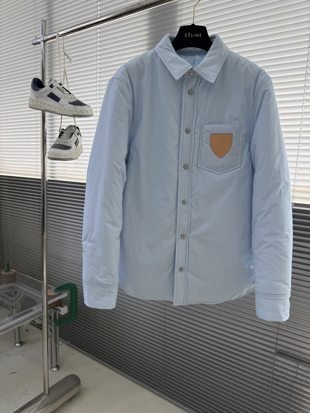 -驴牌 25fw新款双面衬垫长袖夹克式衬衫本款轻盈衬垫棉质夹克式衬衫温暖舒适，是打造滑雪后休闲造型的上佳