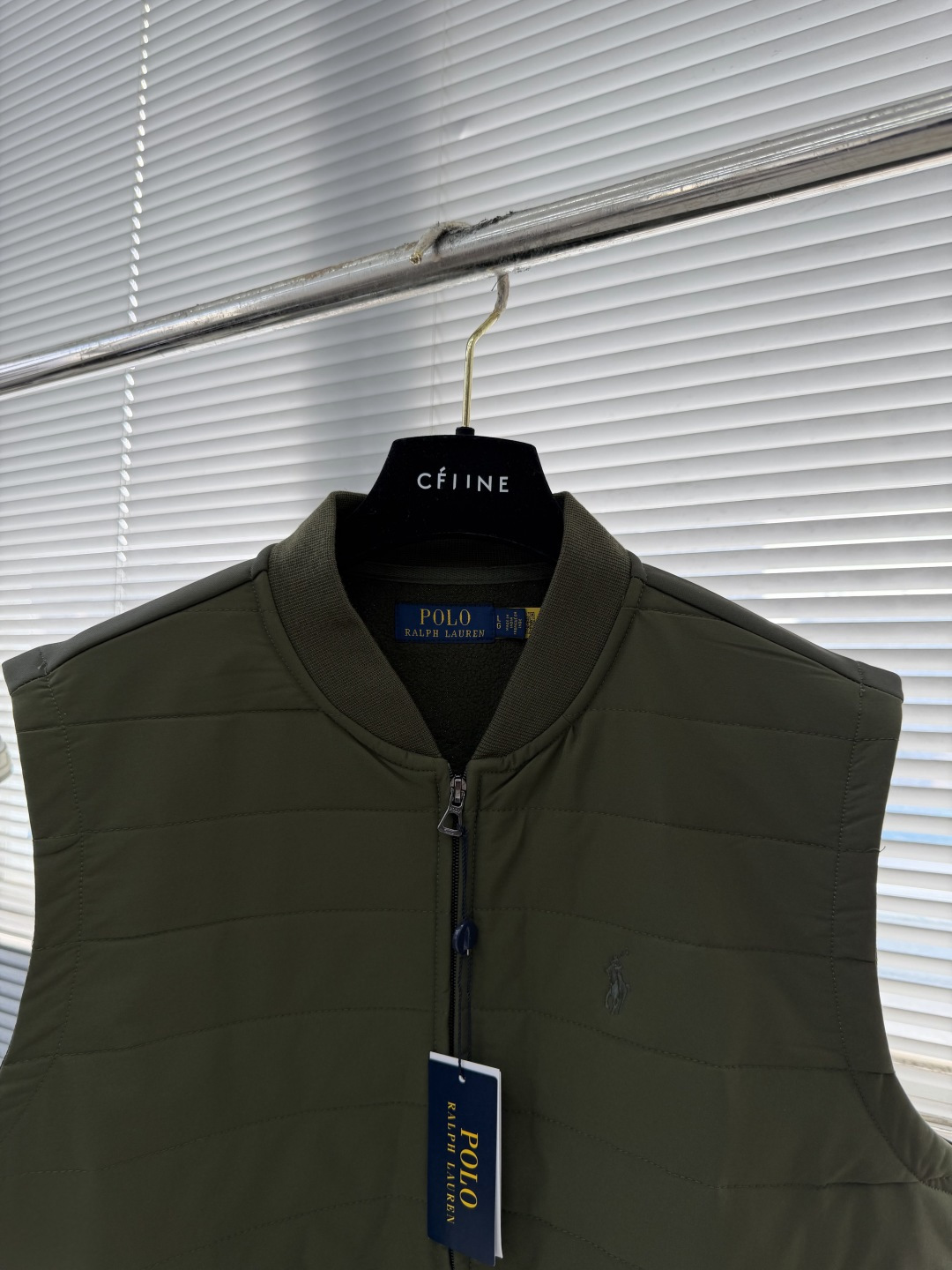 -Polo RAlPh Lauren 内里抓绒马甲​​，这款Polo RAlPh Lauren马甲，轻薄