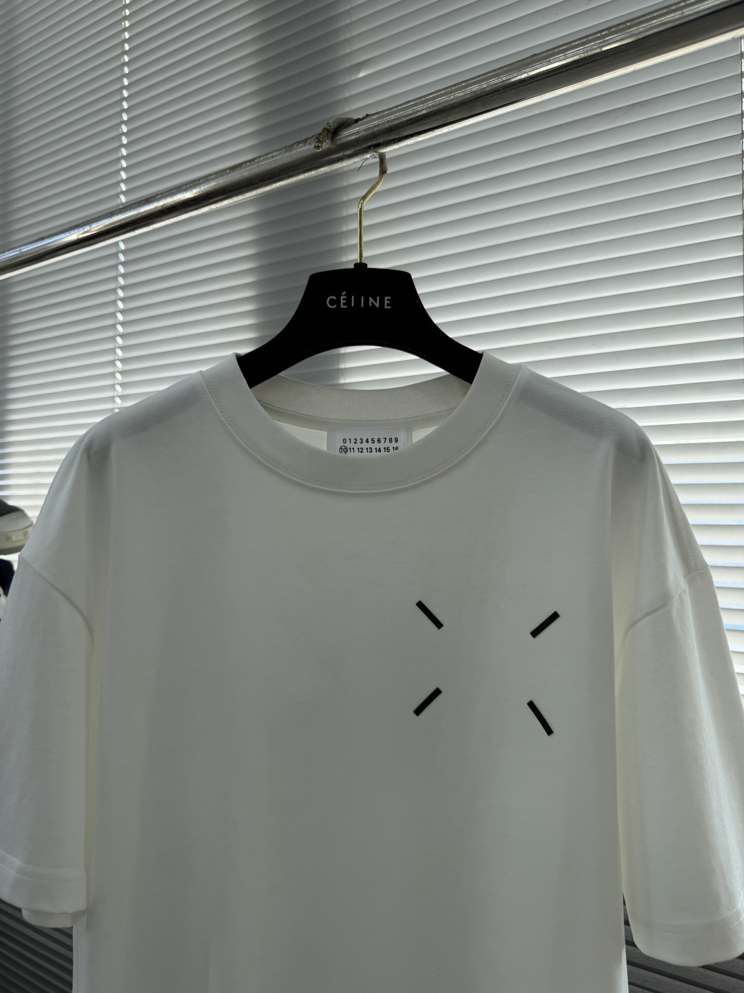 -MM6 马吉拉 25fw新款T恤 前胸四角标厚板胶厚背数码直喷印花双纱精纺全棉100%面料克重300克