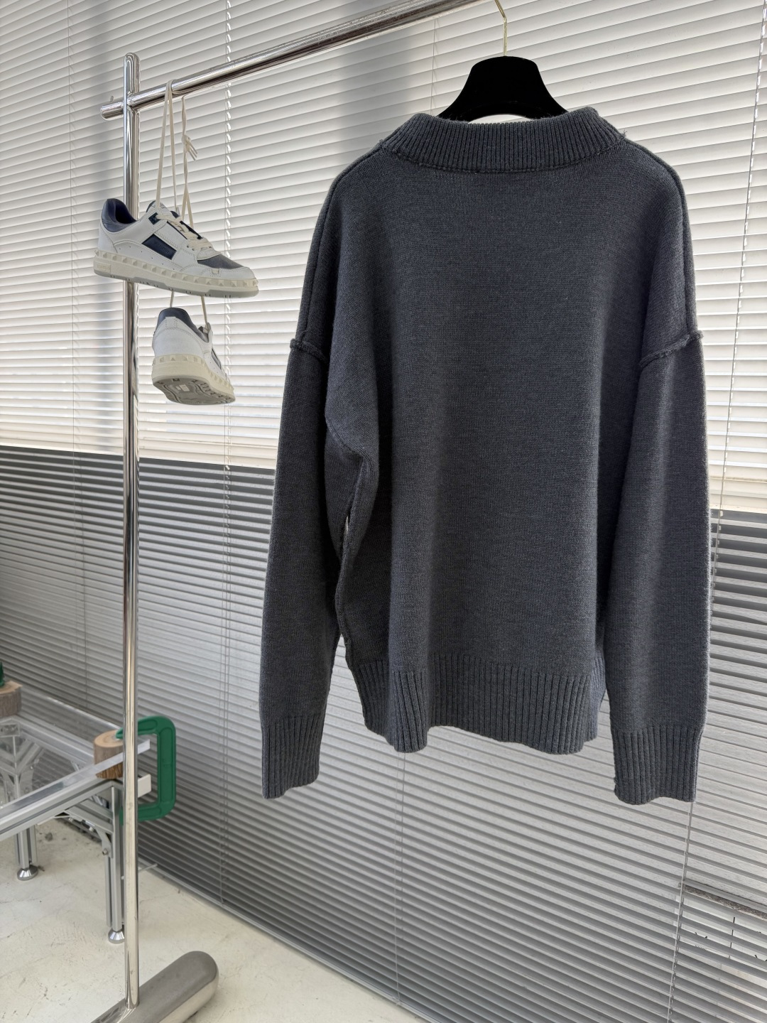 -Ami Paris 爱心提花开衫毛衣定织奢柔美丽诺羊毛 柔软细腻 舒适贴肤 以柔和的米白为画布 温柔且