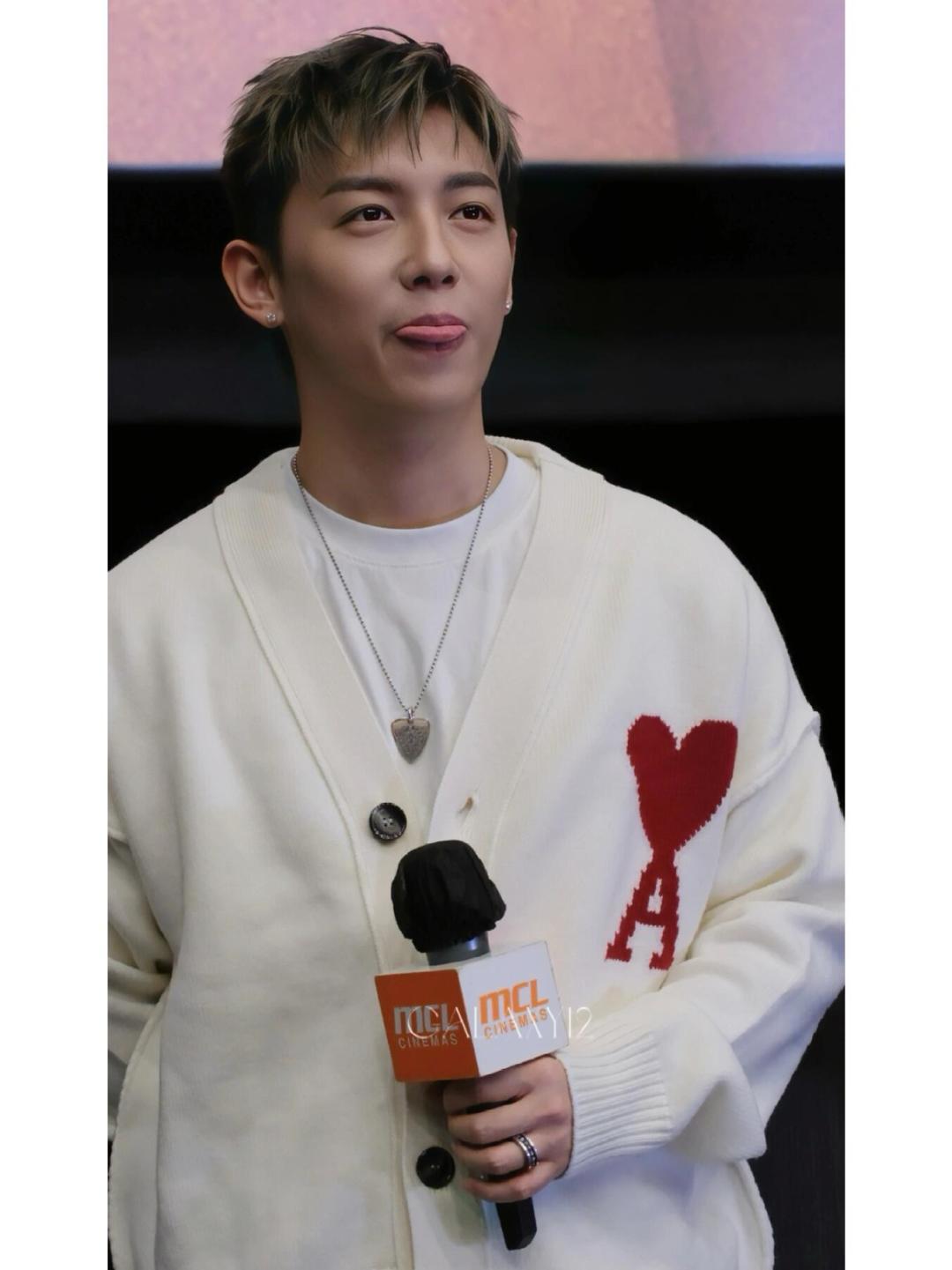 爱马仕 Hermès 高定典藏名品高定成衣时装外套连衣裙衬衫T恤 #F76C7F9A 4