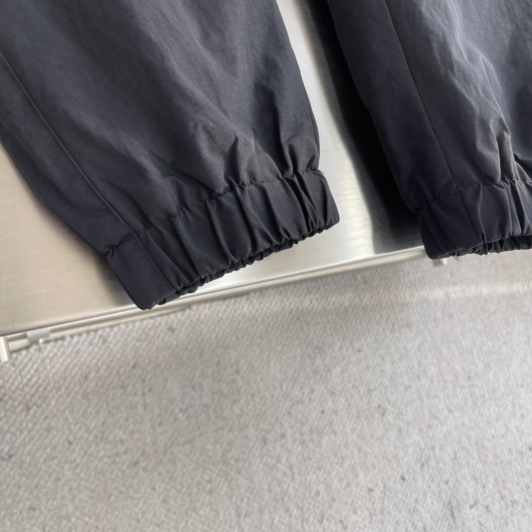 -🐦 鸟家 25FW秋冬新款羽绒裤，迷彩系列，高品质，防风面料，内里填充50绒，保暖时尚兼备，寒冷的冬天