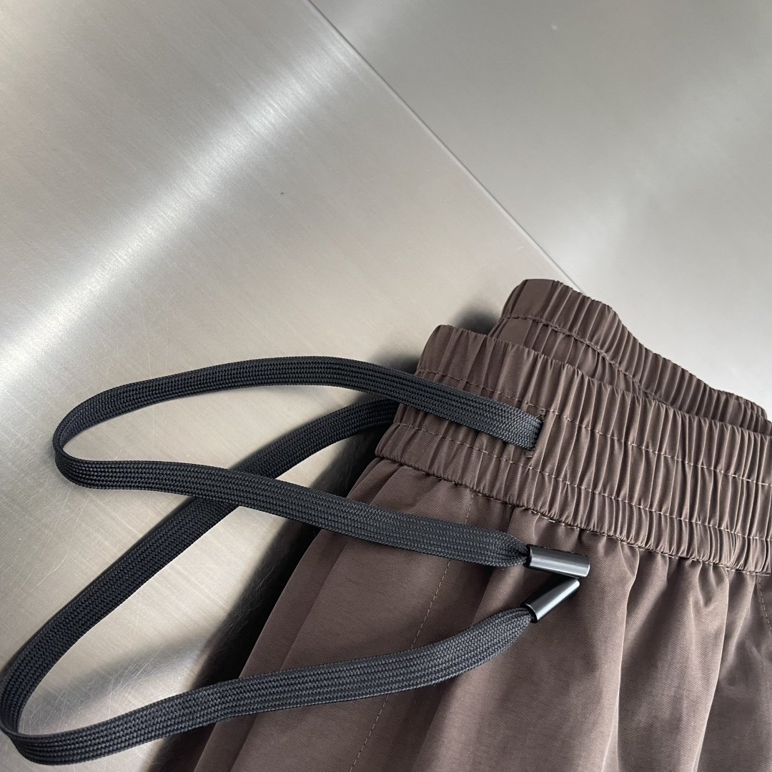 -🐦 鸟家 25FW秋冬新款羽绒裤，迷彩系列，高品质，防风面料，内里填充50绒，保暖时尚兼备，寒冷的冬天