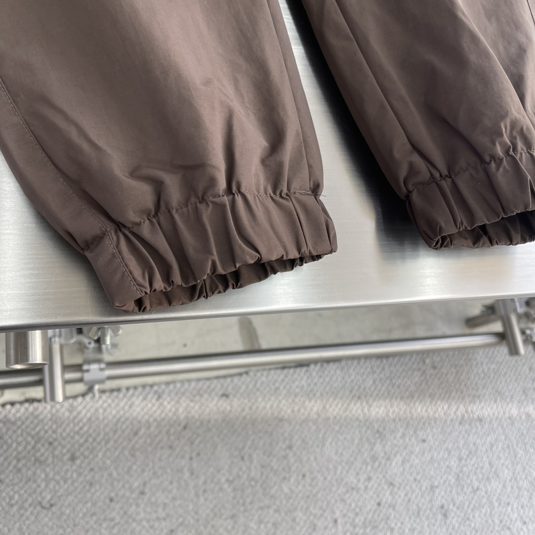 -🐦 鸟家 25FW秋冬新款羽绒裤，迷彩系列，高品质，防风面料，内里填充50绒，保暖时尚兼备，寒冷的冬天