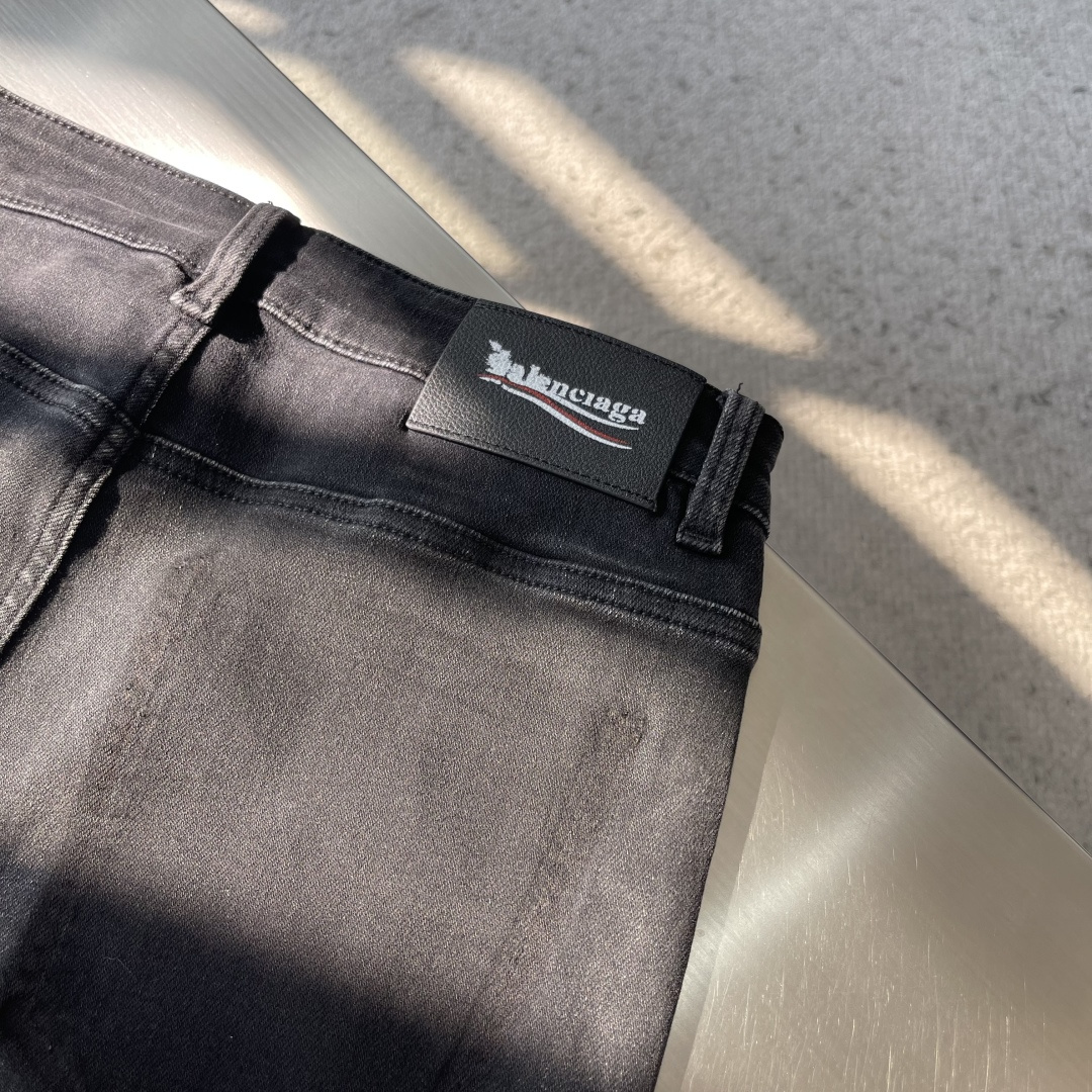 -Balenciag 2025新款反转口袋牛仔裤 定织定染丹宁环保牛仔布料高温重工洗水磨烂做旧工艺前幅有