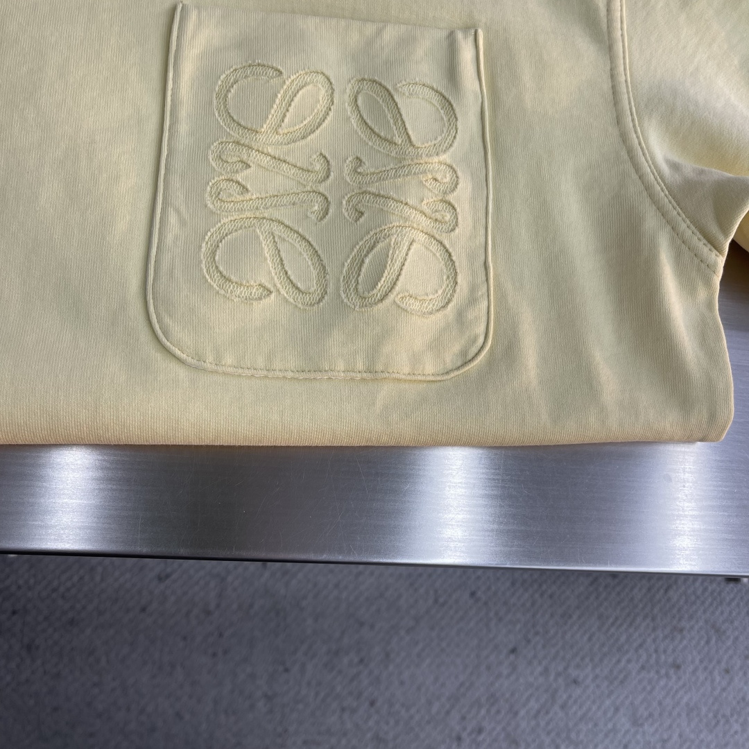 -LOEW 2025秋冬系列短袖T恤码数：M-5XL 微阔版型高克重洗水纯棉毛圈面料，面料表面食毛做磨毛