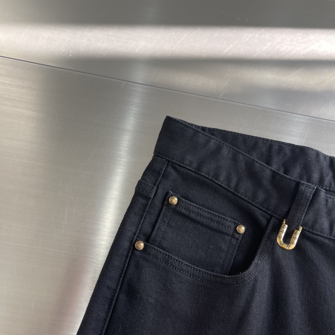 -驴牌 2025四季款修身牛仔裤长裤，采用进口客供日本Denim平纹棉质牛仔面料梭织生产，三标齐全，简约