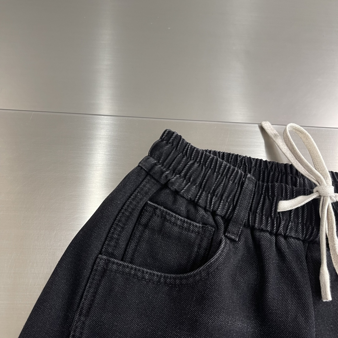 -LOEW 秋冬新款加绒长裤，定制洗水纯棉斜纹牛仔奥利绒面料，洗水猫须喷白工艺 两侧logo字母印花微阔