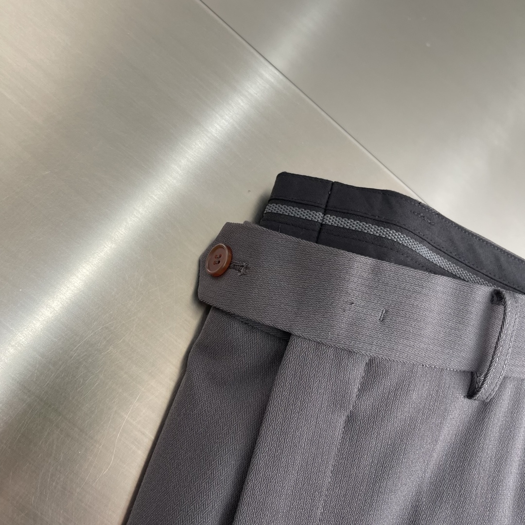 -Loro Piana 复古臻品“鱼骨纹”含羊毛醋酸天丝纤维面料垂感度舒适度极高挺括有型休闲西裤复古鱼骨