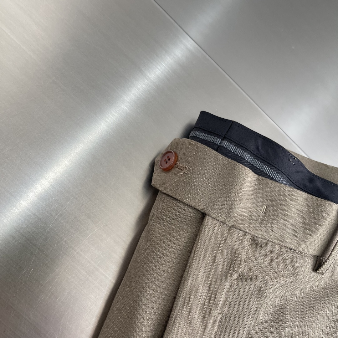 -Loro Piana 复古臻品“鱼骨纹”含羊毛醋酸天丝纤维面料垂感度舒适度极高挺括有型休闲西裤复古鱼骨