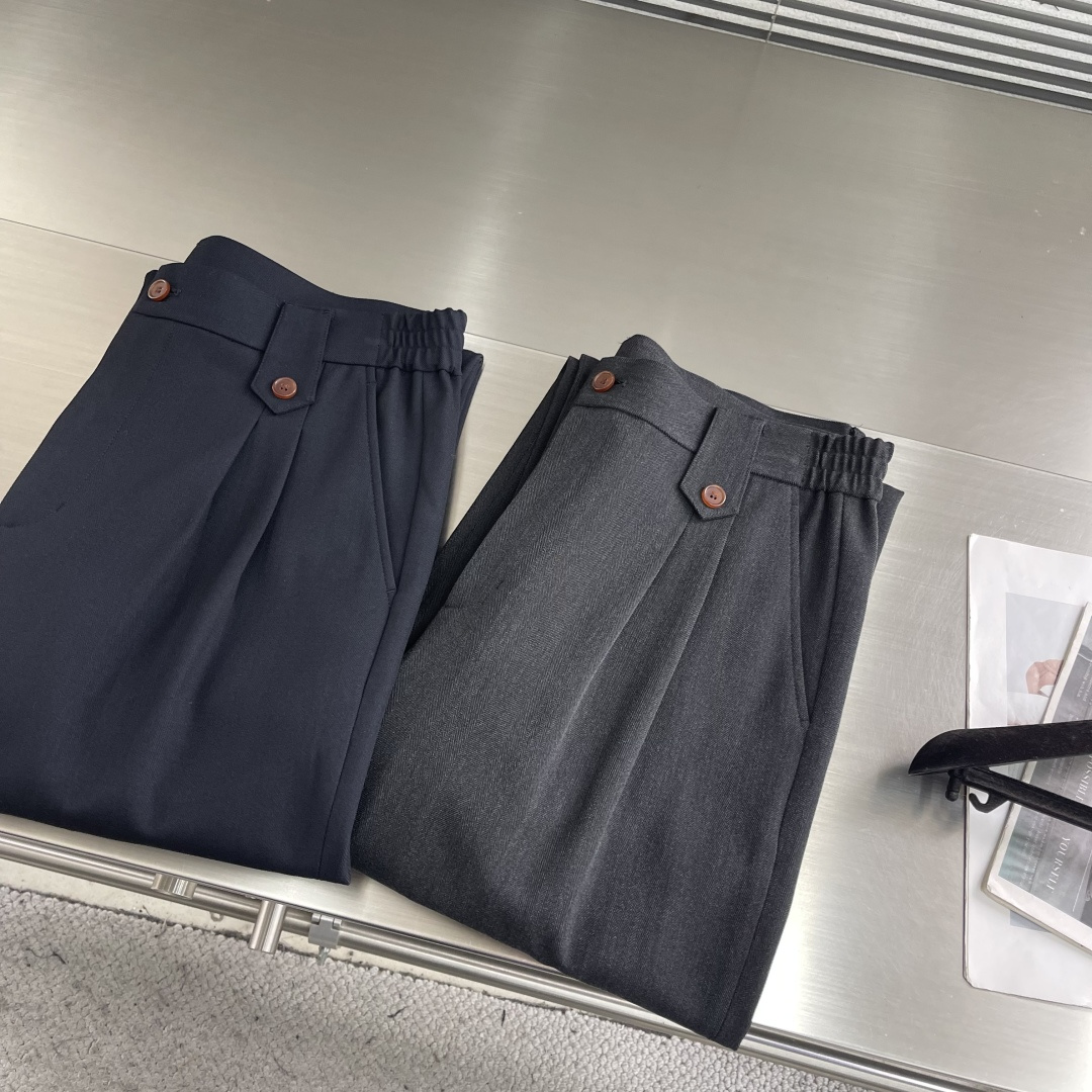 -双摺松紧腰设计！Brioni 布里奥尼 新品发布微阔版型甄选优质含羊毛醋酸面料休闲长裤西裤，双摺松紧腰