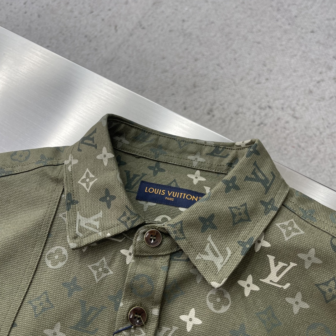 -驴牌 25fw新款MONOGRAM 工装夹克式衬衫本款工装夹克式衬衫选用棉质帆布，Monogram S