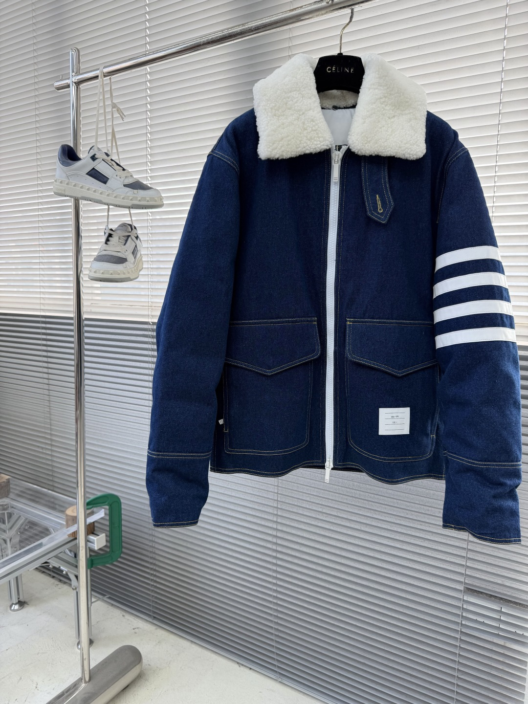 -TB 加厚牛仔羽绒外套重磅……重工洗水牛仔 内里加厚双层内胆 放跑毛漏毛 100%白绒 领口可拆卸羊粒