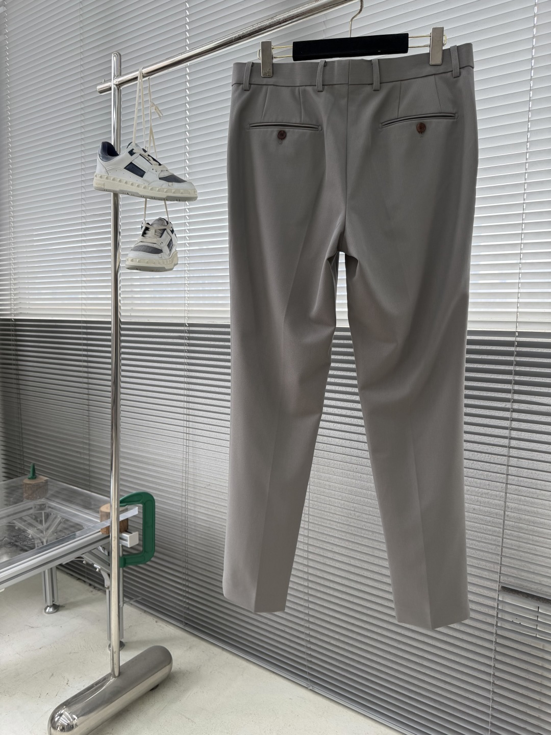 -Loro Piana 复古臻品“鱼骨纹”含羊毛醋酸天丝纤维面料垂感度舒适度极高挺括有型休闲西裤复古鱼骨