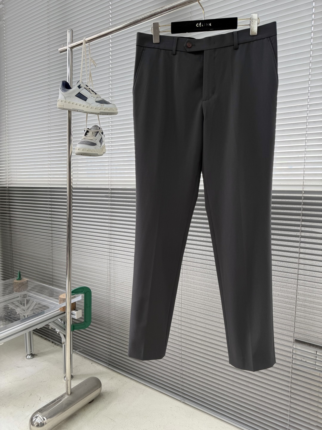 -Loro Piana 复古臻品“鱼骨纹”含羊毛醋酸天丝纤维面料垂感度舒适度极高挺括有型休闲西裤复古鱼骨