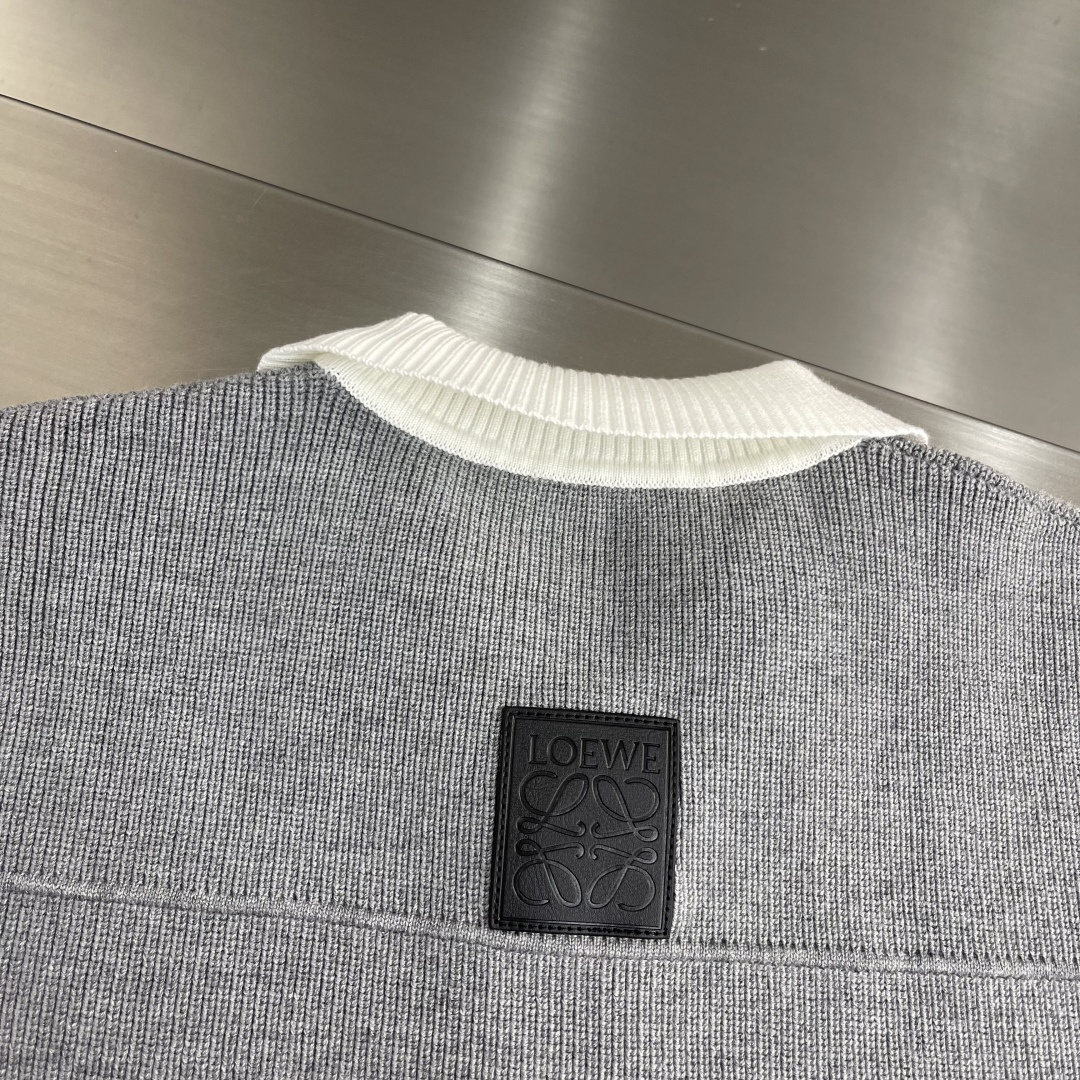 -LOEW 新款毛衫毛衣，上身舒适，不挑身材 男女同款，秋冬毛衣，是今年最好看的情侣装，秋冬必备百搭不出