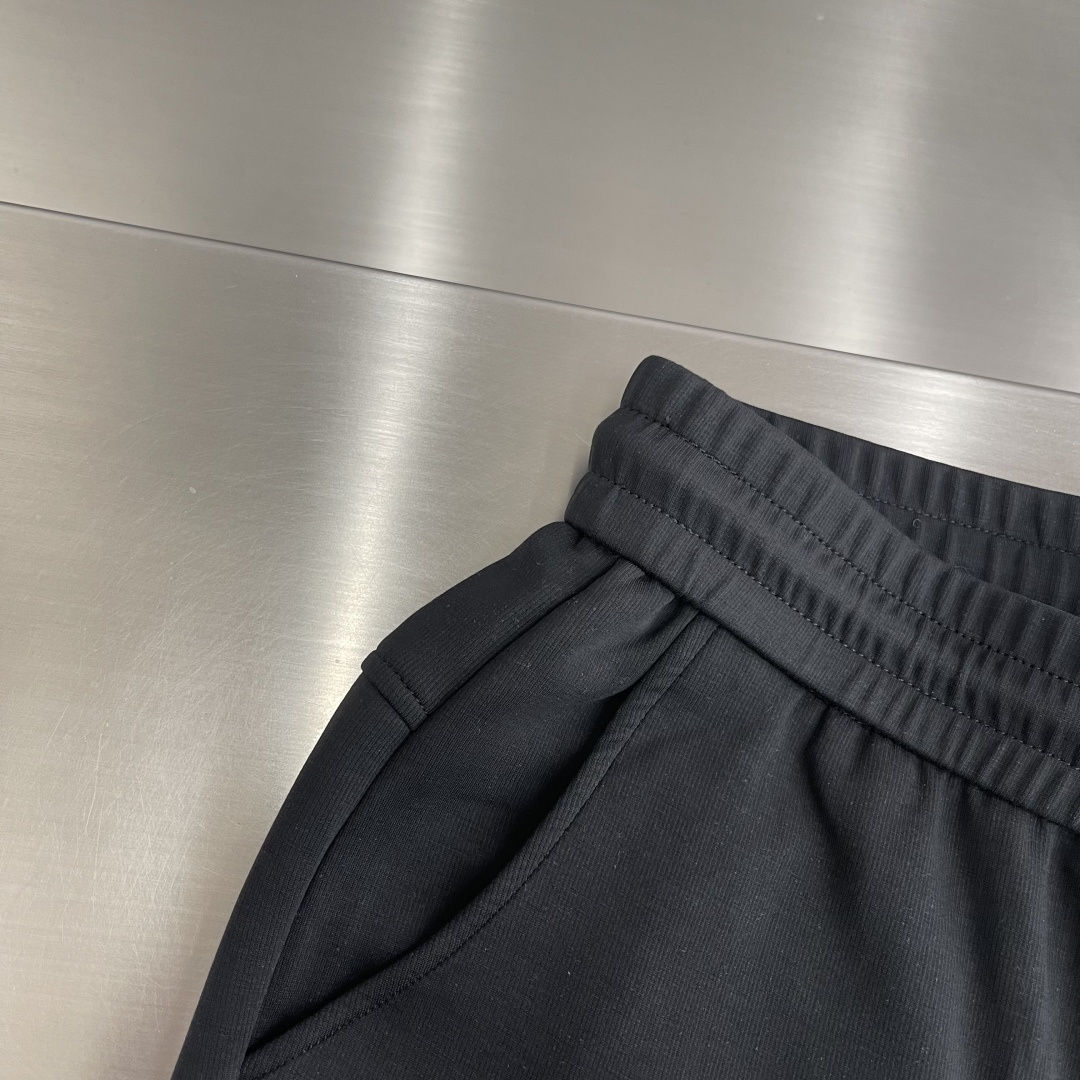 -LOEW 男士休闲裤👍 最新款上身版型无敌正！绝对可以闭眼收的一款此款裤子非常百搭，弹力腰围,日常上班