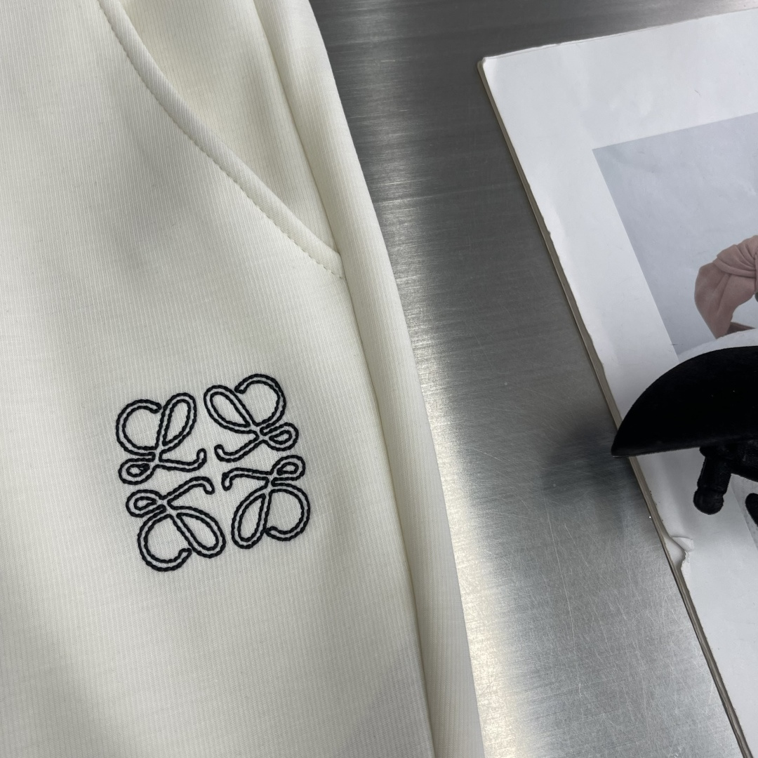 -LOEW 男士休闲裤👍 最新款上身版型无敌正！绝对可以闭眼收的一款此款裤子非常百搭，弹力腰围,日常上班