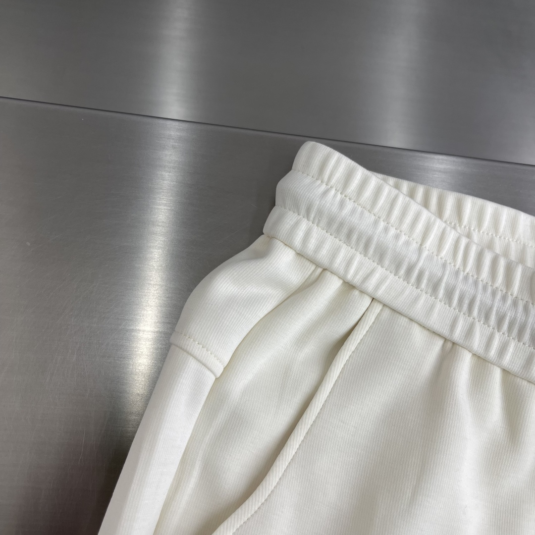 -LOEW 男士休闲裤👍 最新款上身版型无敌正！绝对可以闭眼收的一款此款裤子非常百搭，弹力腰围,日常上班