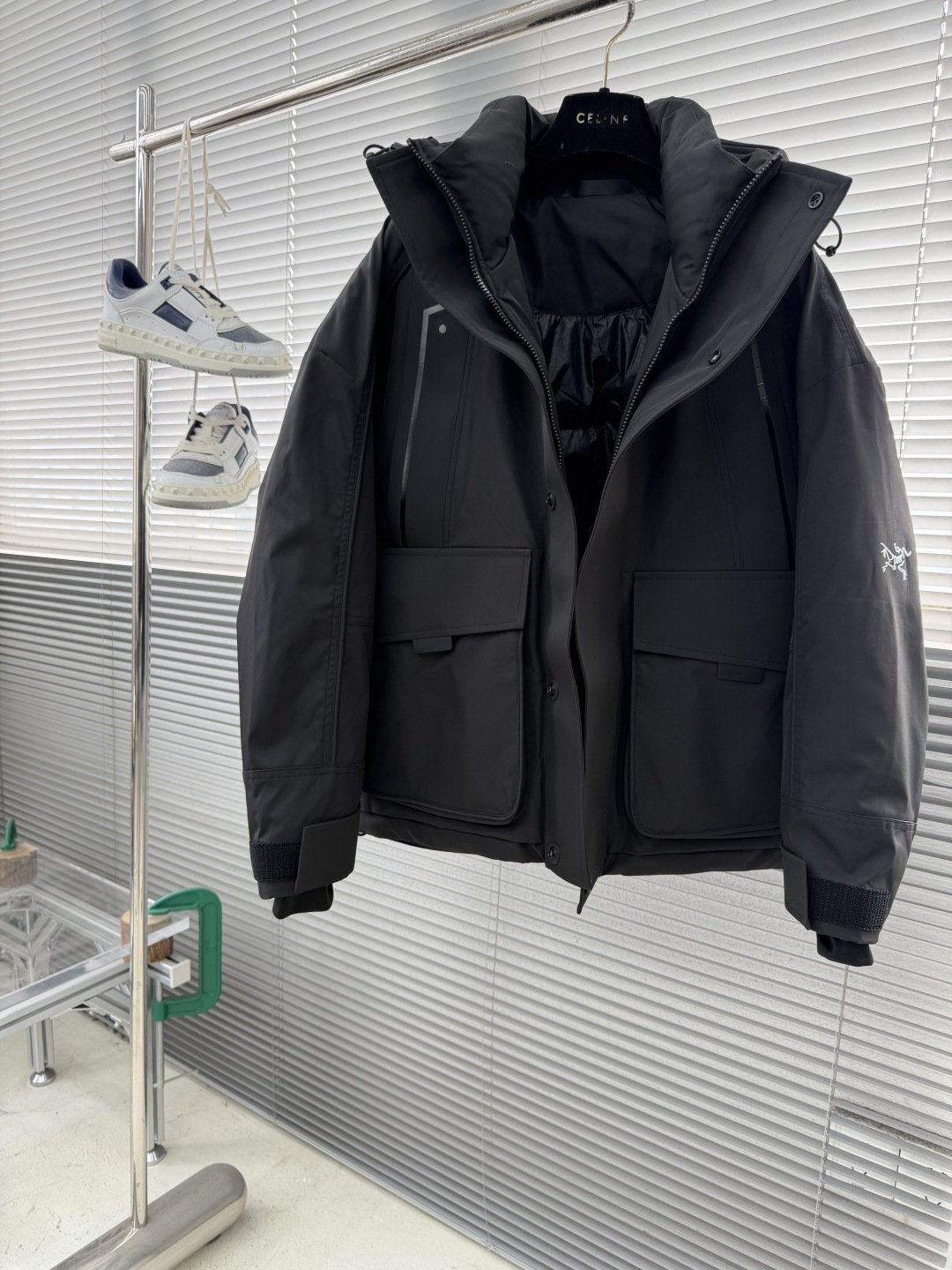 NO:660725,- Niaojia down jacket ski jacket limited edition is worthy of the ceiling of down jacket appearance. Such high-quality down material is excellent enough in terms of bulkiness, resilience, and warmth retention coefficient. It has sufficient down filling, fluffy feel, and is full of warmth when worn. Two colors are recommended. Size M L XL XXL, men's clothing, jil sander, down jacket,  19860909- 鸟家 羽绒服滑雪服限定款 不愧是羽绒服颜值天花板,这样的高品质绒料无论从蓬松度、回弹性,保暖系数,都是足够优秀的.充绒量足,蓬松手感,穿起来也是满满的暖意 两色推荐 码数M L XL XXL,男装,jil sander,down jacket, ,Women's clothing