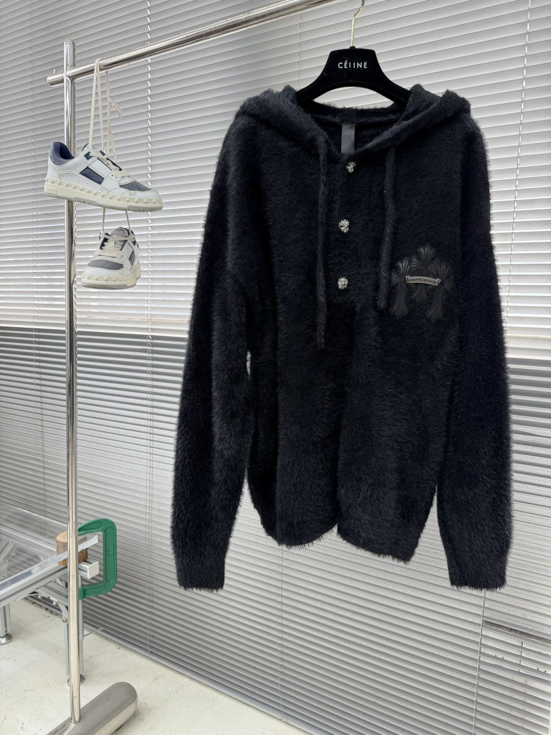 NO:660706,-CH Croixin's new sweater is comfortable on the upper body and does not care about your figure. It is the same style for men and women. It is the most beautiful couple's clothing for autumn and winter. It is a must-have for autumn and winter. It is versatile, stylish and fashionable. Dear friends, you deserve it!  Size M L XL,chrome hearts-clothing,chrome hearts,sweaters, 19860909-CH 克罗心 新款毛衫毛衣 上身舒适不挑身材 男女同款,秋冬毛衣,是今年最好看的情侣装,秋冬必备百搭不出错,洋气又时髦,亲爱的们值得拥有！ 尺码M L XL,克罗心-服装,chrome hearts,sweaters, ,Women's clothing