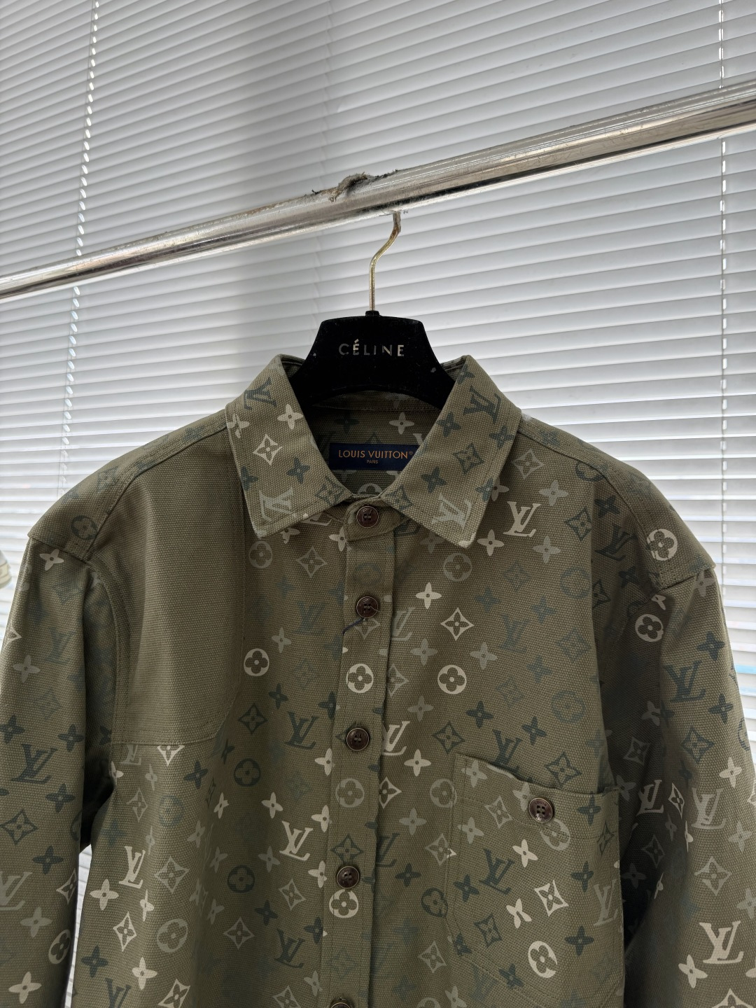 -驴牌 25fw新款MONOGRAM 工装夹克式衬衫本款工装夹克式衬衫选用棉质帆布，Monogram S