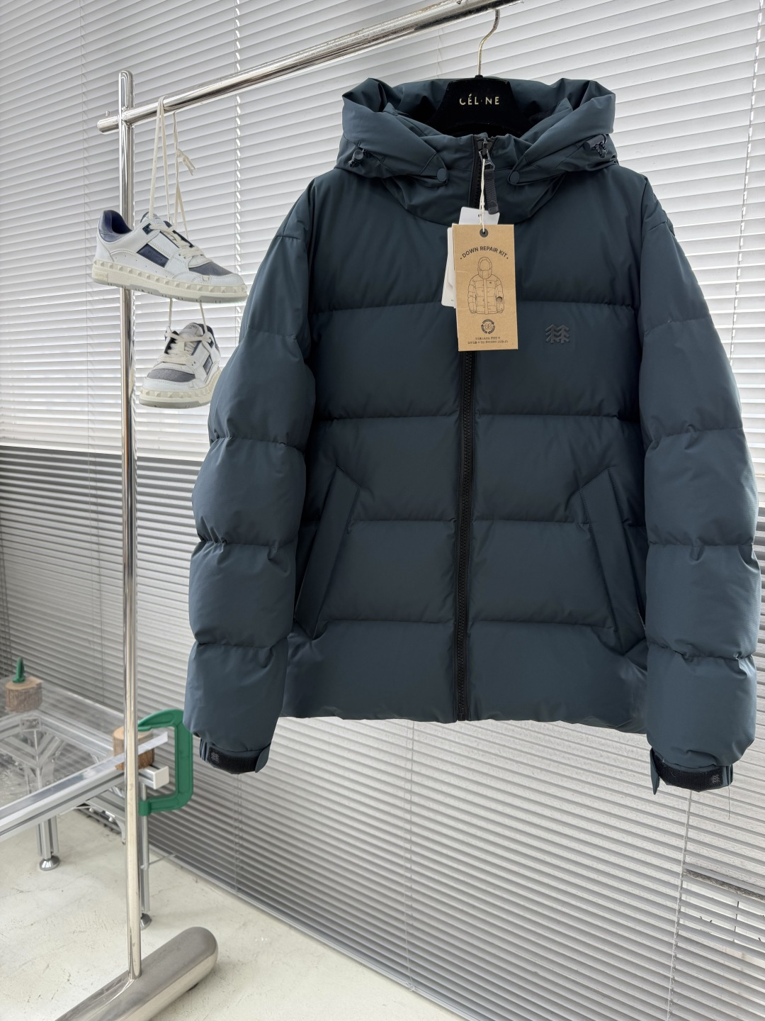 -KOLON SPORT 男款90鹅绒羽绒外套3D立体剪裁赋予身体更大的活动空间，告别传统羽绒服的束缚感