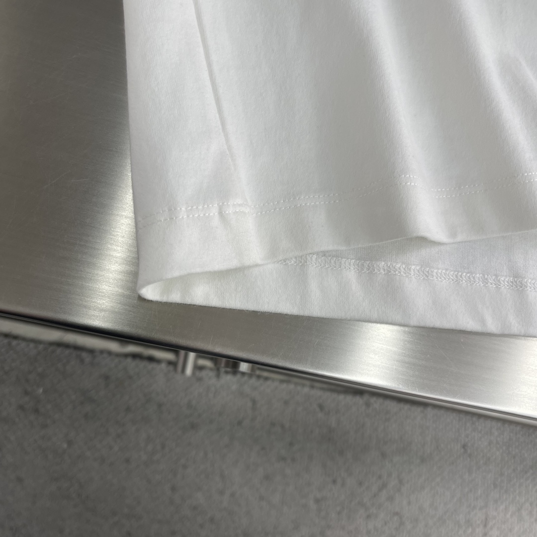 -Dio 2026早春系列短袖T恤尺码: M-5XL 微阔版型克重：260克重 成份：100%棉 磨毛洗