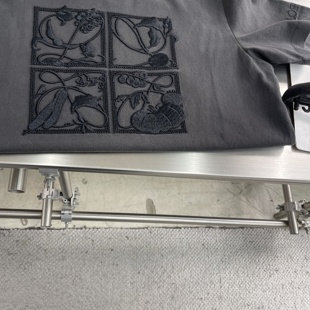 -LOEW 2026早春系列短袖T恤尺码: M-5XL 微阔版型克重：260克重 成份：100%棉 磨毛