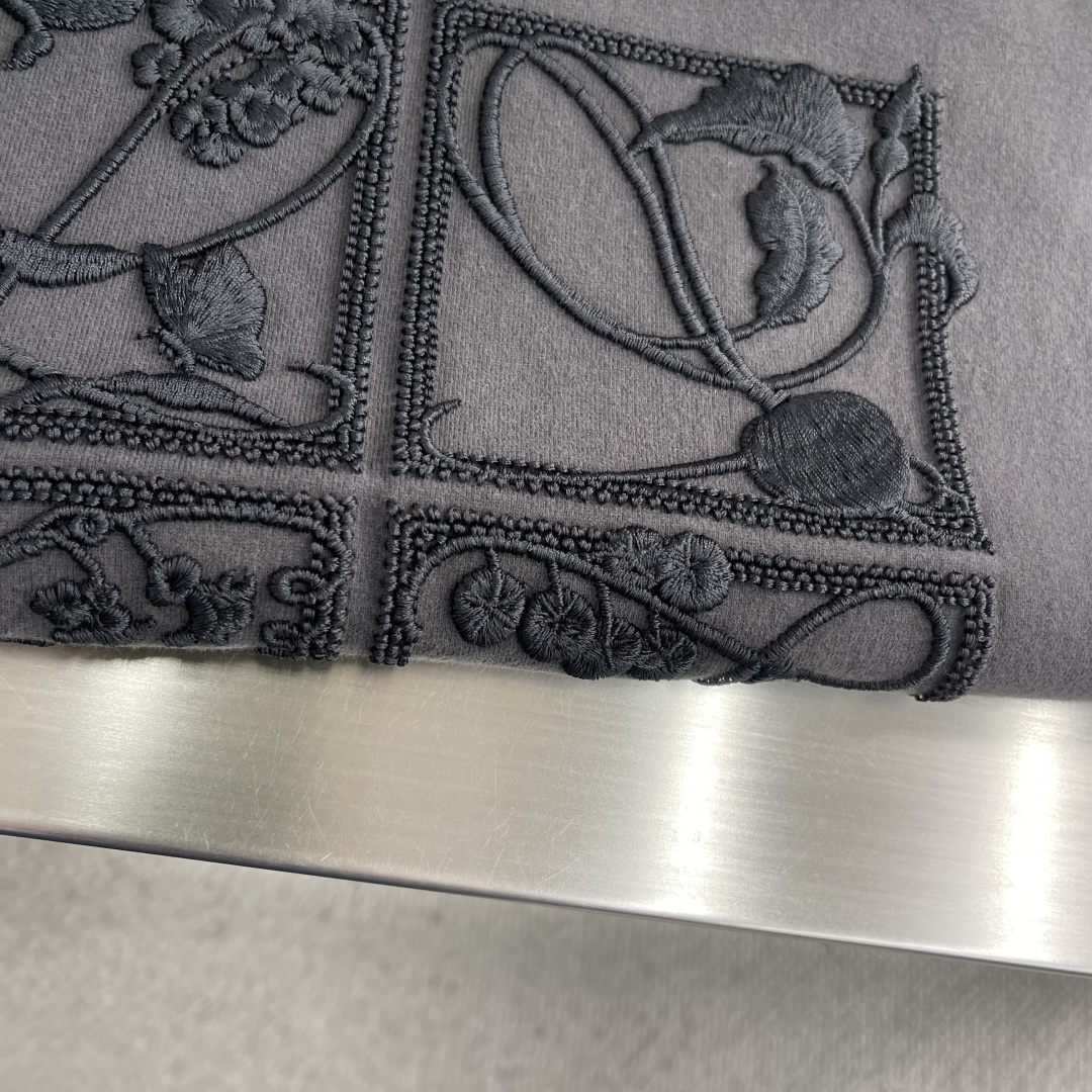 -LOEW 2026早春系列短袖T恤尺码: M-5XL 微阔版型克重：260克重 成份：100%棉 磨毛