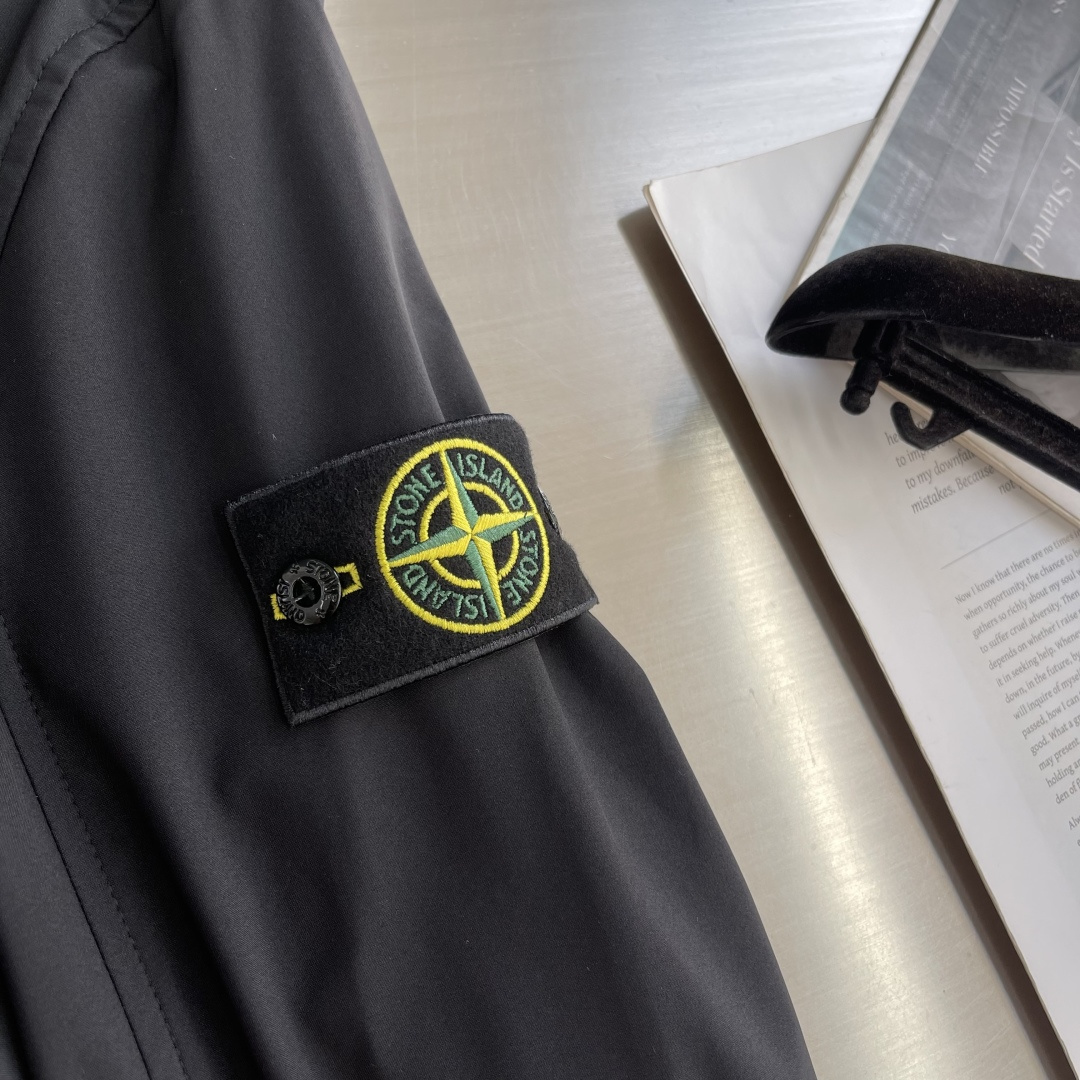 -Stone Island    只有原厂，才有味道！超帅气工装设计石头st欧洲贸易公司订单，欧洲进口原厂五金。日常通勤