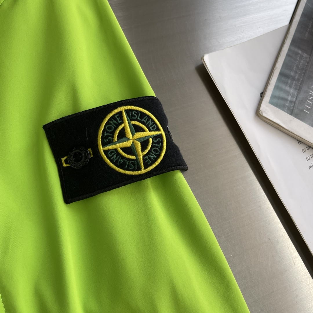 -Stone Island    只有原厂，才有味道！超帅气工装设计石头st欧洲贸易公司订单，欧洲进口原厂五金。日常通勤