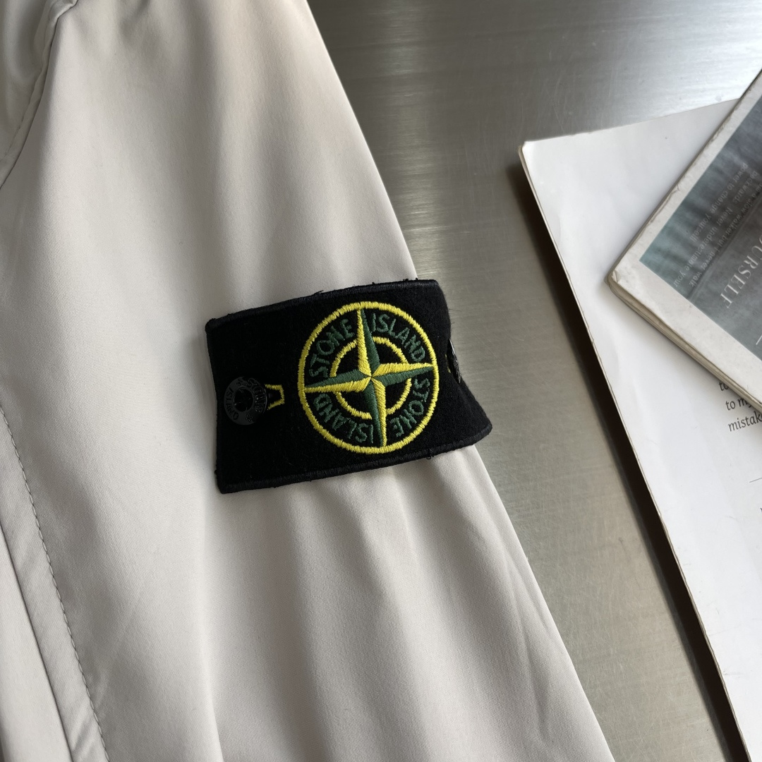 -Stone Island    只有原厂，才有味道！超帅气工装设计石头st欧洲贸易公司订单，欧洲进口原厂五金。日常通勤