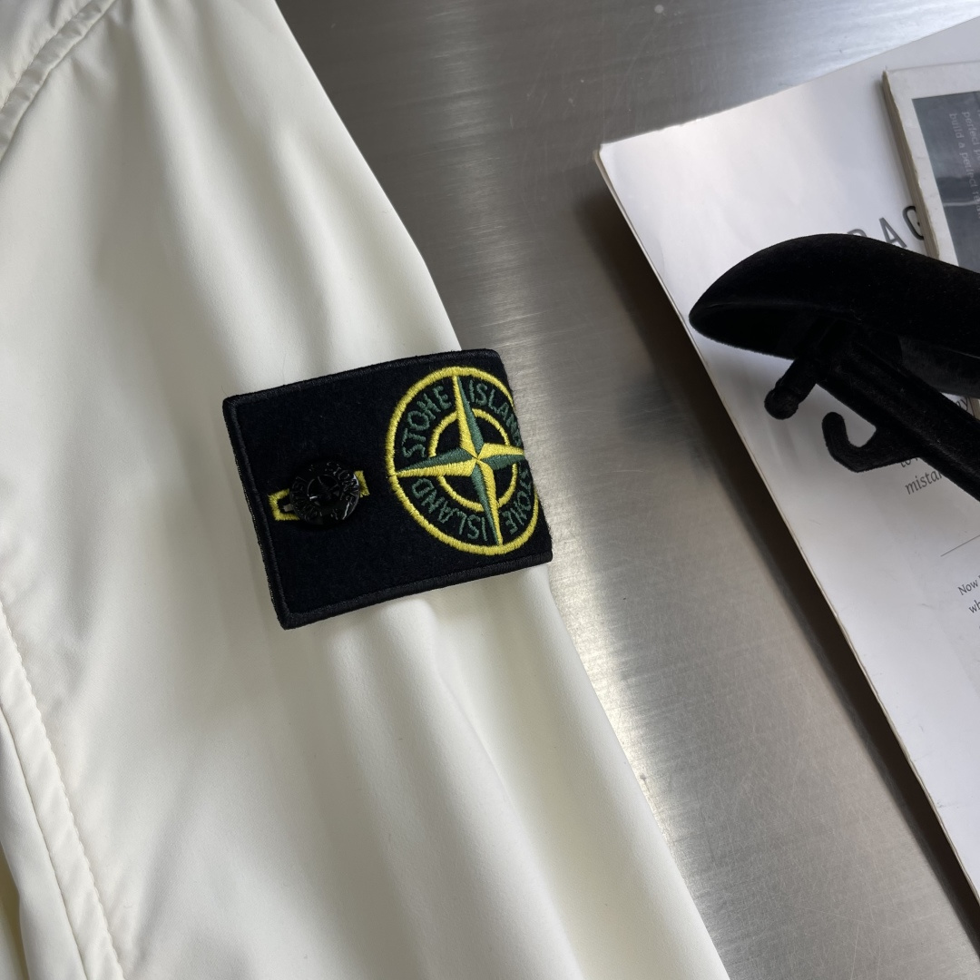 -Stone Island    只有原厂，才有味道！超帅气工装设计石头st欧洲贸易公司订单，欧洲进口原厂五金。日常通勤