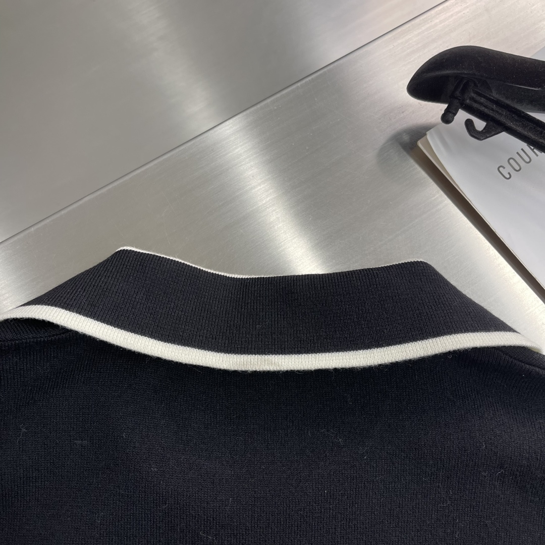 -GUCC 2025秋冬新款毛衣！优质混纺羊毛，简约而不简单。休闲款式，日常搭配出街轻松搭配。做工精细 