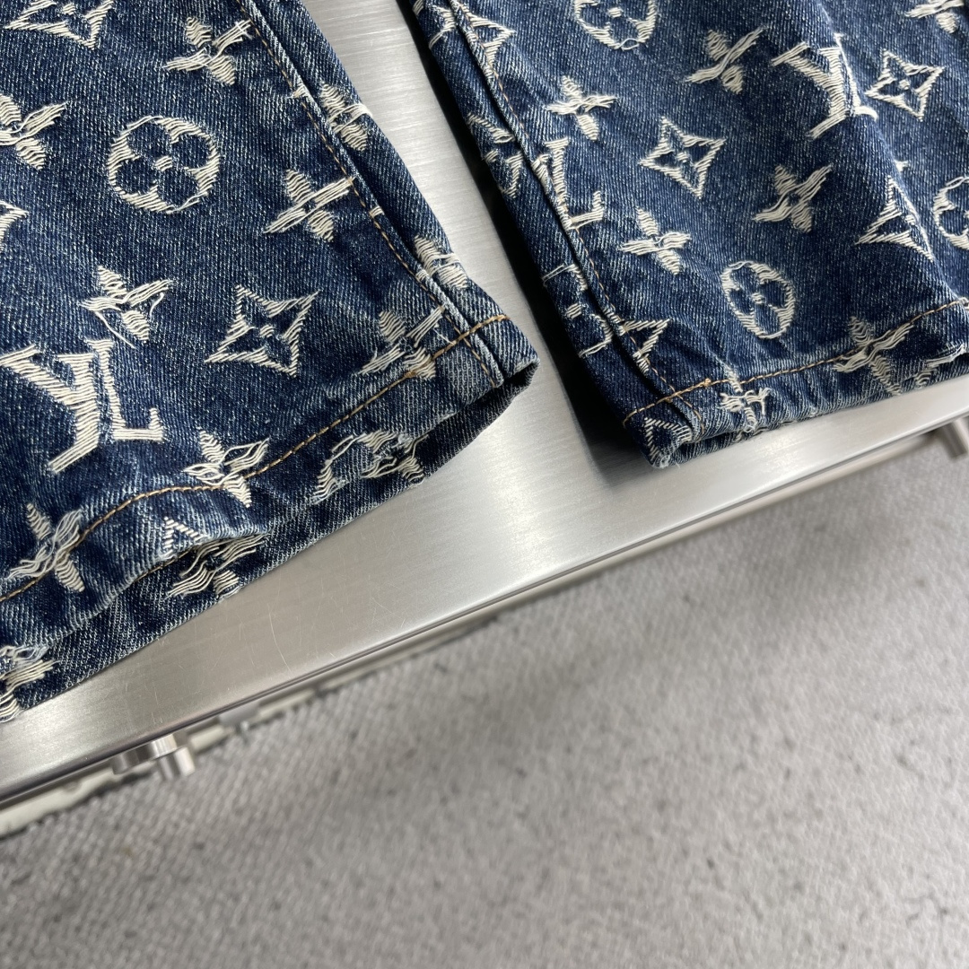 -驴牌 新款来袭2025 满印Logo休闲裤牛仔裤。高端定制系列。进口高密度纯棉加沙洗工艺舒适柔软亲肤，