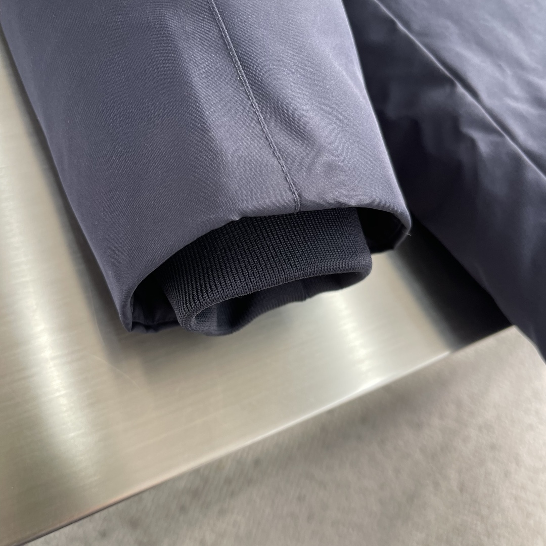 -TB 三色织带袖连帽长款羽绒服OS宽松版型 男女同款 内里条纹原版一致无色差，区别于市面上一眼假深色条