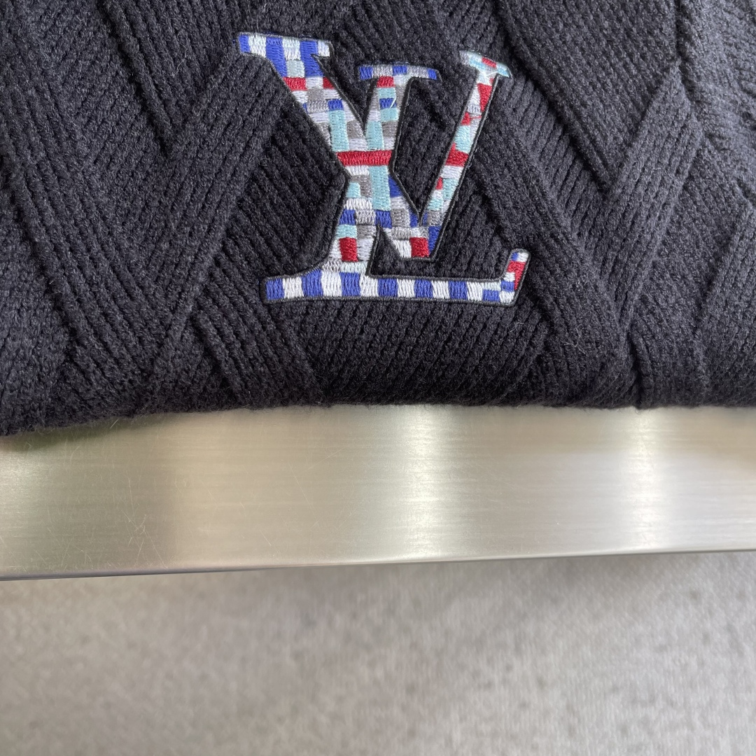 -驴牌 拉链羊毛夹克驴牌拉链毛衣夹克。羊毛混纺面料.柔软针织材质，穿着超舒适又保暖~经典Monogram