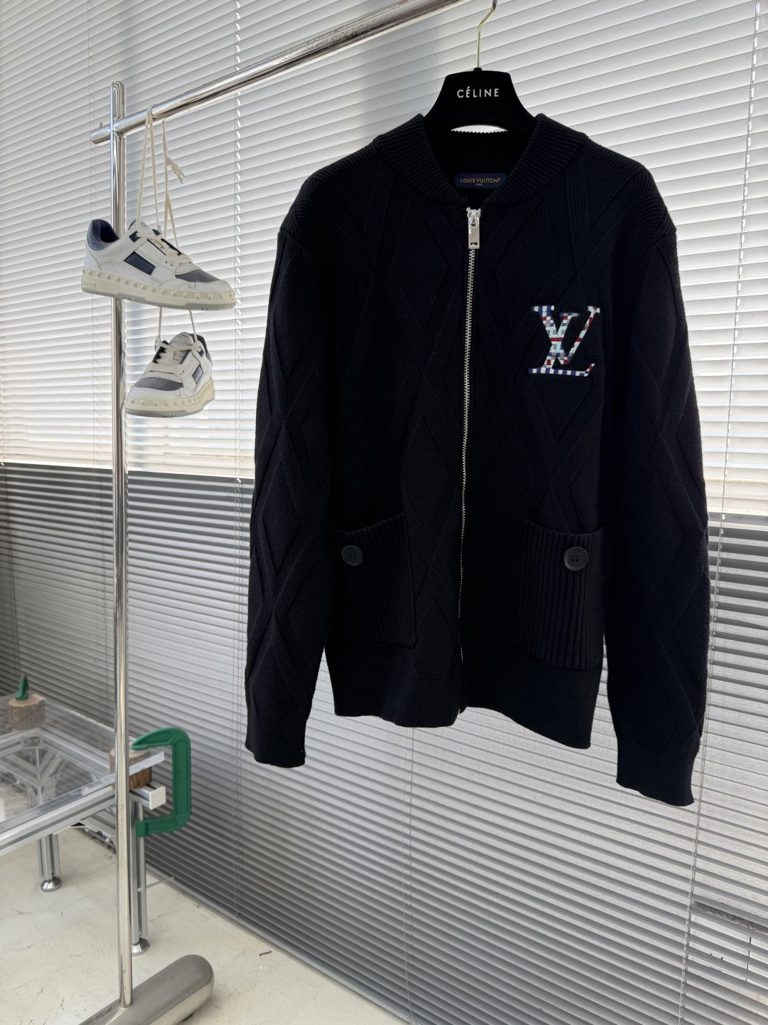 -驴牌 拉链羊毛夹克驴牌拉链毛衣夹克。羊毛混纺面料.柔软针织材质，穿着超舒适又保暖~经典Monogram